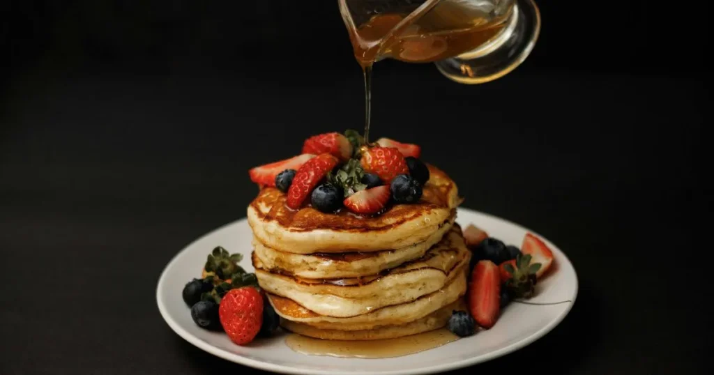 Das beste Protein Pancakes Rezept : In 10 Minuten fertig & super fluffig